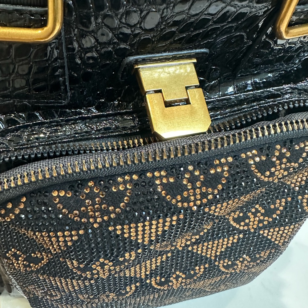 Chic Black Patterned Women's Backpack - image 6